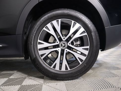 Certified 2025 Mercedes-Benz GLB 250 GLB 250 image 32