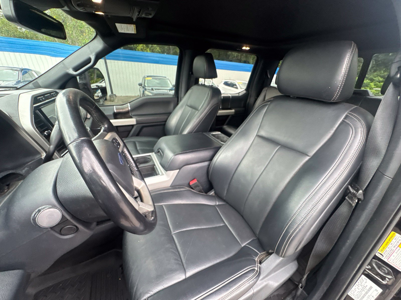 Used 2022 Ford F350 Lariat w/ Lariat Ultimate Package AWD/4WD image 18