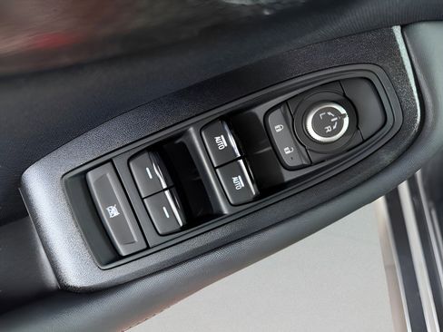 Used 2025 Subaru Legacy Premium AWD/4WD image 21