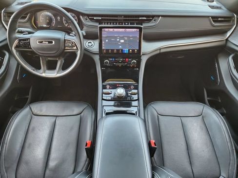 Certified 2022 Jeep Grand Cherokee L Overland AWD/4WD image 26
