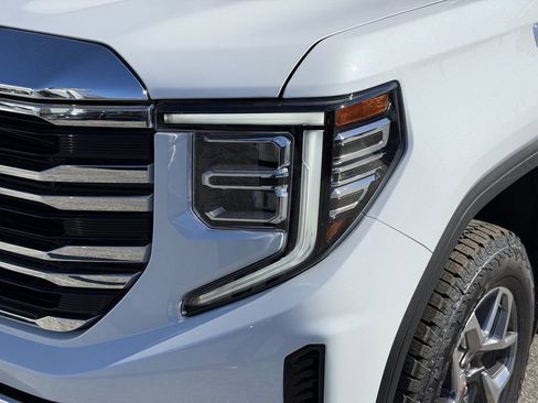 New 2026 GMC Sierra 1500 Denali AWD/4WD image 10