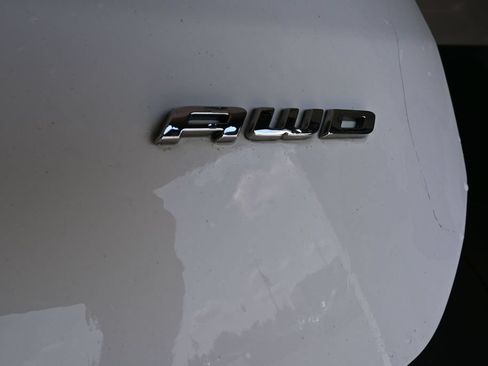 Used 2024 Ford Edge SEL AWD/4WD image 21