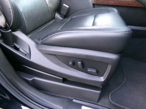 Used 2020 GMC Yukon SLT image 35