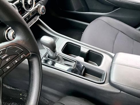 Certified 2025 Nissan Sentra S FWD image 15