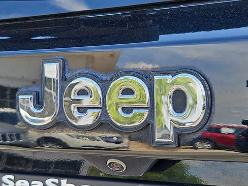 Used 2022 Jeep Renegade Limited w/ Sun, Sound & Wheels Group AWD/4WD image 30