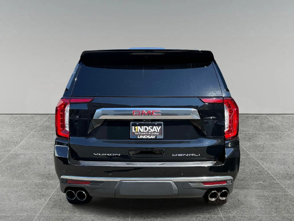 Used 2021 GMC Yukon Denali w/ Advanced Technology Package AWD/4WD image 11