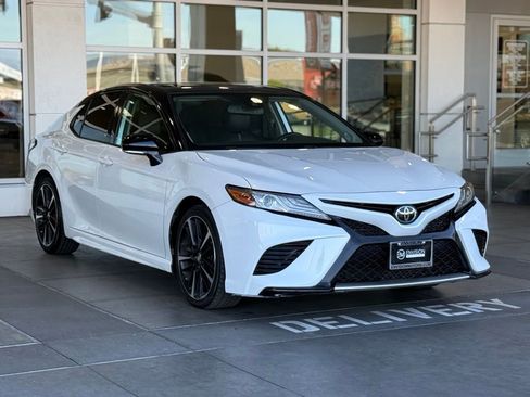 Certified 2019 Toyota Camry XSE w/ Navigation Package image 6
