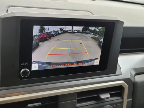 Used 2025 Toyota Tacoma SR5 RWD image 10