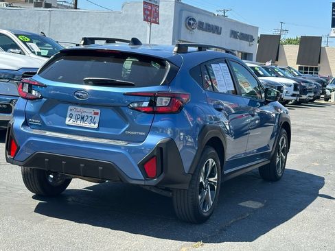 Used 2024 Subaru Crosstrek 2.0i Premium w/ Crosstrek Mirror Package AWD/4WD image 7