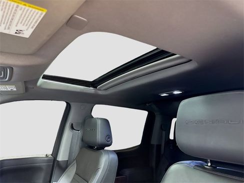 Used 2021 GMC Sierra 1500 Denali w/ Denali Ultimate Package image 27
