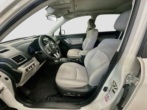 Used 2018 Subaru Forester 2.5i Premium AWD/4WD image 13