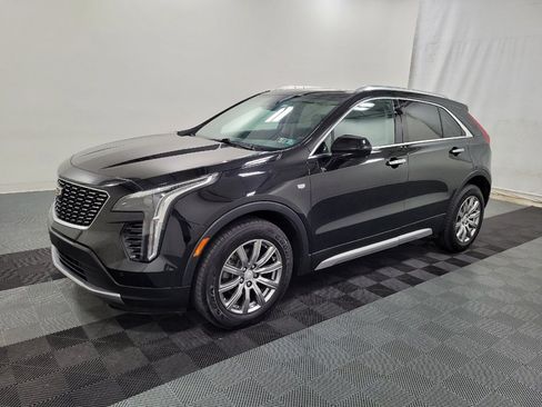 Used 2019 Cadillac XT4 Premium Luxury w/ Cold Weather Package AWD/4WD image 2