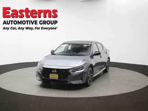 Used 2025 Nissan Sentra SR FWD image 53
