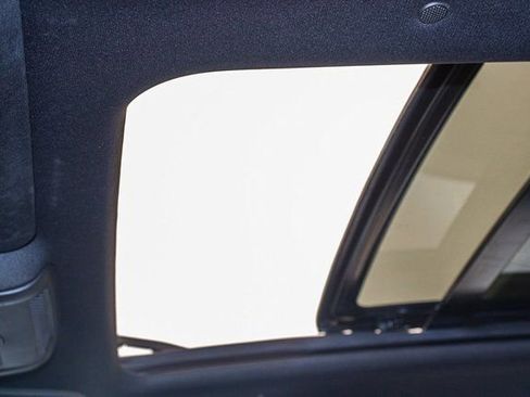 Used 2021 Cadillac XT5 Premium Luxury w/ LPO, Floor Liner Package image 19