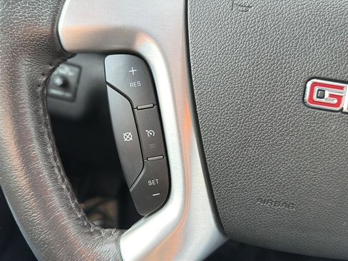 Used 2014 GMC Acadia SLT image 21