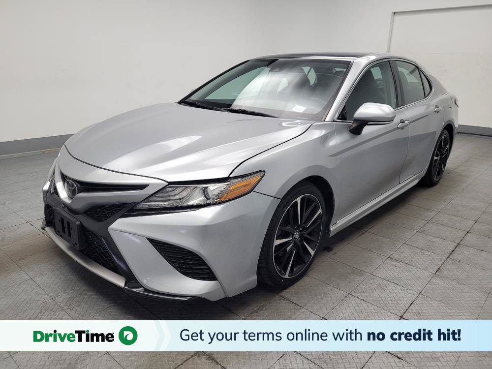 Used 2019 Toyota Camry XSE FWD image 1