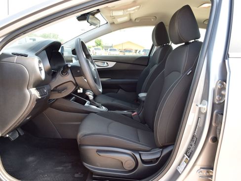 Used 2023 Kia Forte LXS FWD image 18