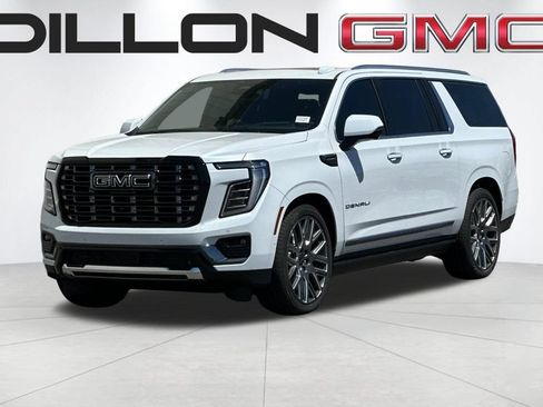 New 2026 GMC Yukon XL Denali Ultimate AWD/4WD image 8