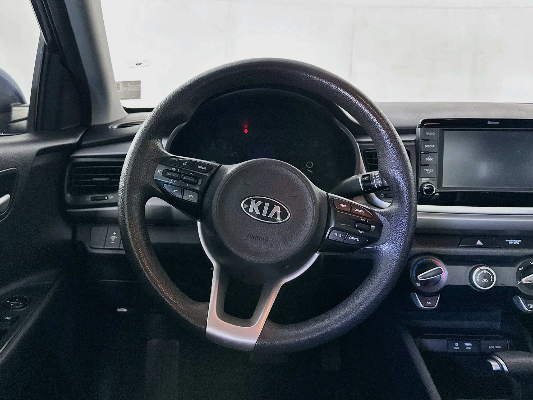 Used 2019 Kia Rio S FWD image 17