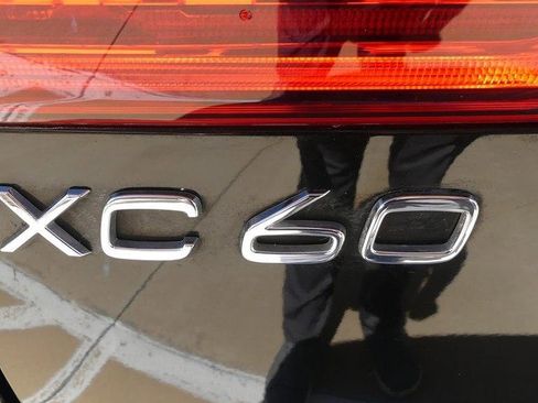 Used 2019 Volvo XC60 T8 Inscription w/ Protection Package Premier image 39
