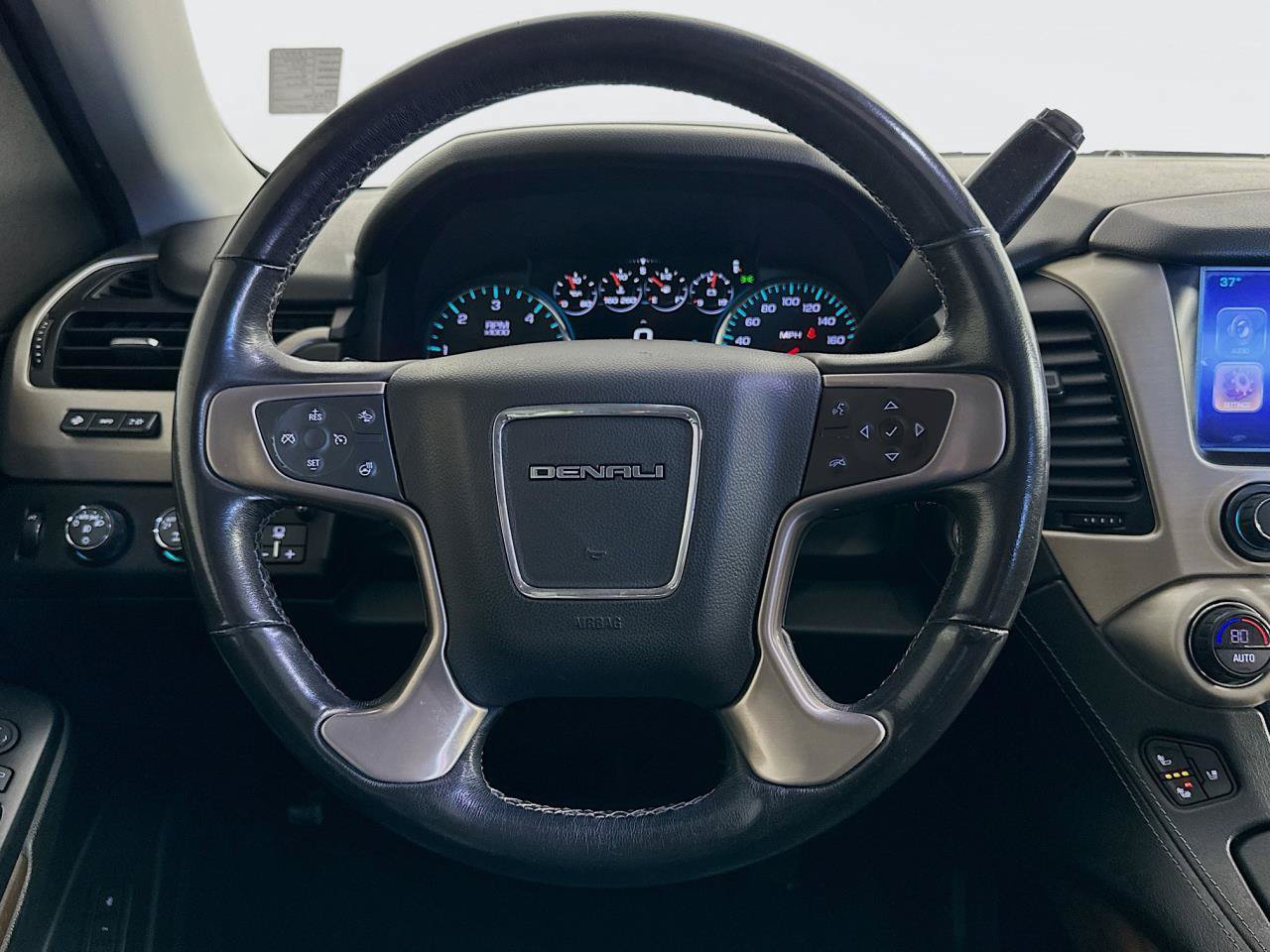 Used 2019 GMC Yukon Denali AWD/4WD image 14