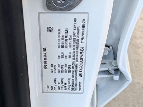 Used 2023 Tesla Model 3 Standard Range RWD image 27