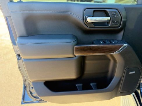 Used 2021 GMC Sierra 1500 SLT w/ SLT Premium Plus Package image 9