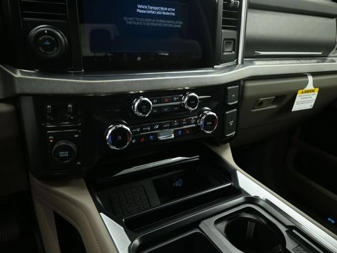 New 2026 Ford F450 Platinum w/ Platinum Plus Package AWD/4WD image 13