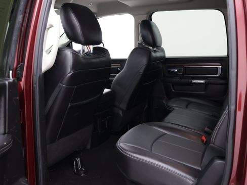 Used 2018 RAM 2500 Laramie w/ Sport Appearance Group AWD/4WD image 27