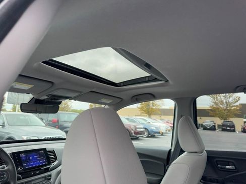 Used 2023 Honda Ridgeline RTL-E image 11