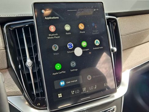 New 2026 Volvo XC90 T8 Plus w/ Protection Package Premier image 19