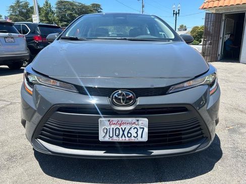 Used 2025 Toyota Corolla LE FWD image 2