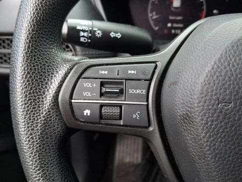 Used 2023 Honda HR-V LX image 16