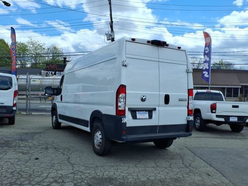 Used 2023 RAM ProMaster 2500 FWD image 4