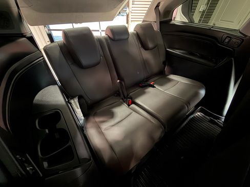Used 2019 Honda Odyssey Elite image 6