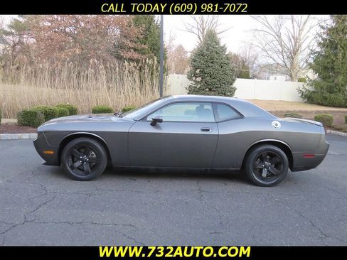 Used 2009 Dodge Challenger R/T image 2