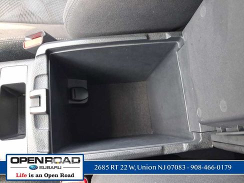 Used 2015 Nissan Rogue SV AWD/4WD image 52