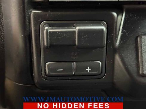 Used 2022 Chevrolet Silverado 2500 LT w/ Convenience Package image 34