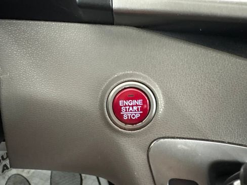 Used 2017 Honda Odyssey EX-L image 25