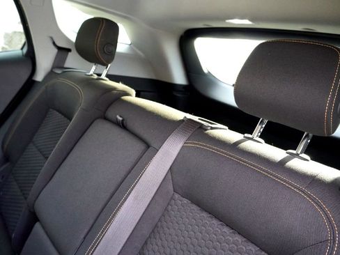 Used 2018 GMC Terrain SLE image 29