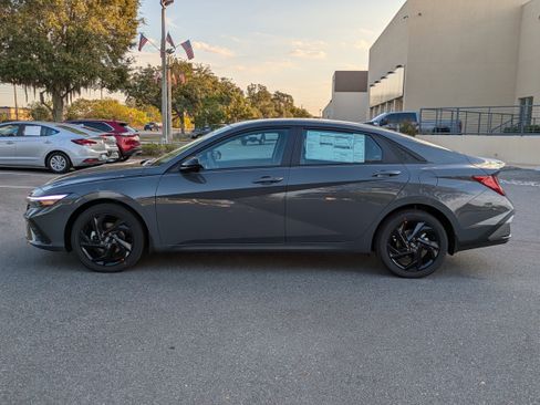 New 2026 Hyundai Elantra Sport image 9