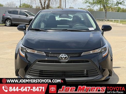 Certified 2026 Toyota Corolla LE image 3