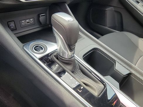 New 2025 Nissan Sentra SV image 12