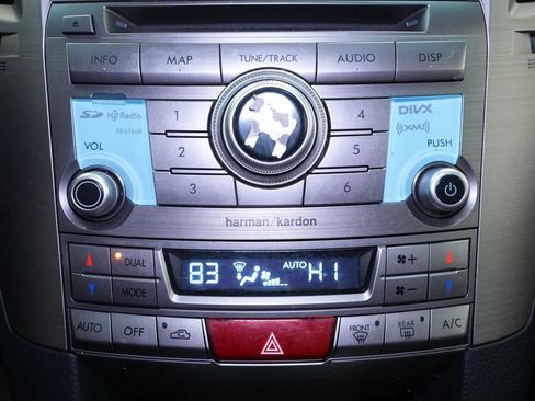 Used 2013 Subaru Outback 3.6R Limited w/ Special Appearance Pkg image 34