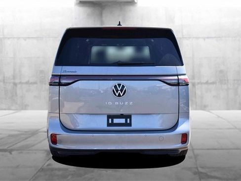 New 2025 Volkswagen ID. Buzz Pro S image 4