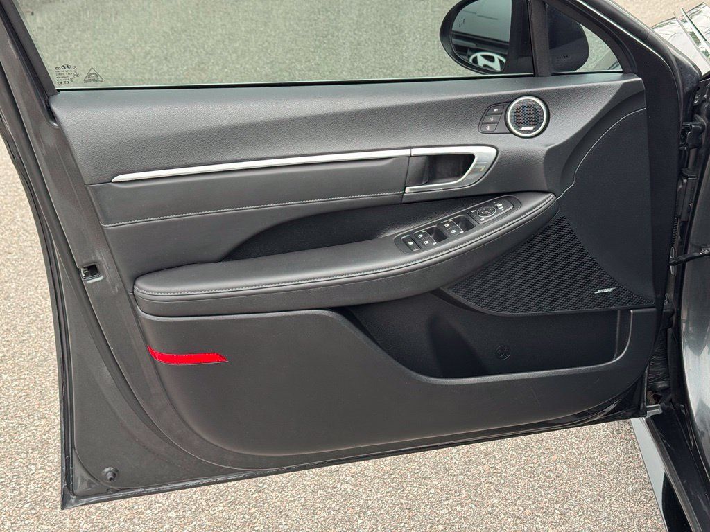 Used 2022 Hyundai Sonata Limited FWD image 25