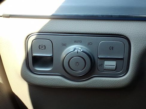 Certified 2024 Mercedes-Benz GLE 450 4MATIC image 17