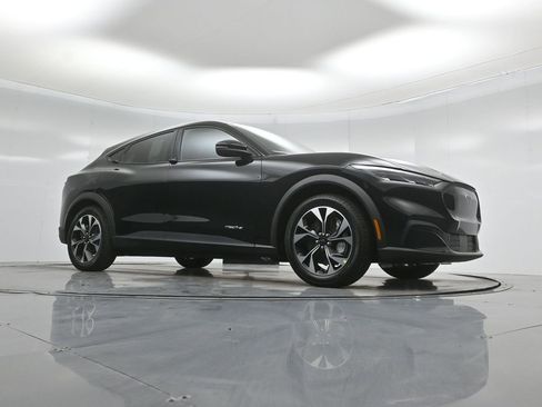 New 2026 Ford Mustang Mach-E Select image 3