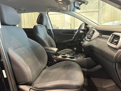 Used 2016 Kia Sorento LX w/ LX Convenience Package AWD/4WD image 33