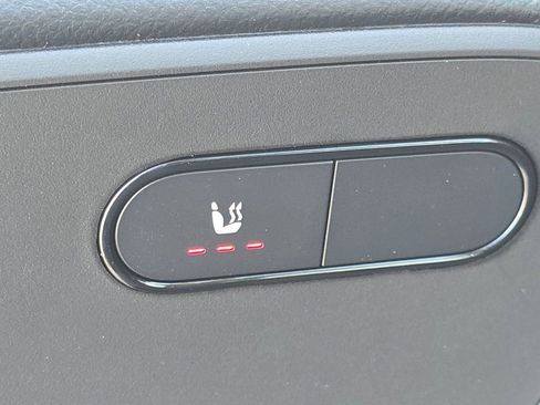 Used 2025 Mercedes-Benz Sprinter 2500 image 3